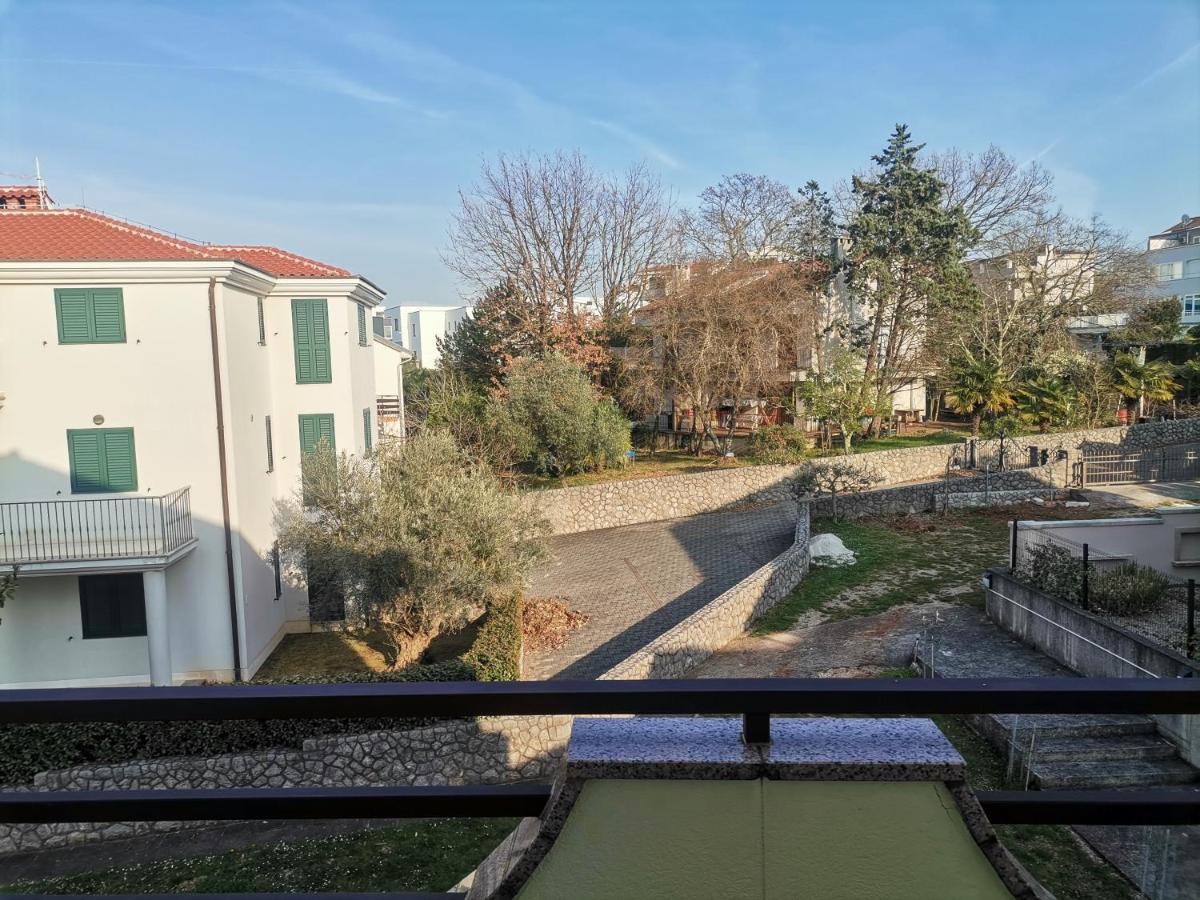 Apartments Petrica Malinska Exteriér fotografie
